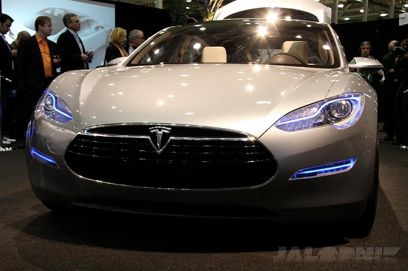 Illustration for article titled Tesla Model S Sedan Concept: $49,900 Seven-Seater Electric To Hit Streets In 2011